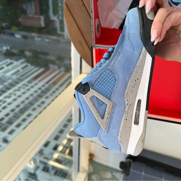 Jordan Kids Light Blue and Gray Sneakers - Picture 5 of 9